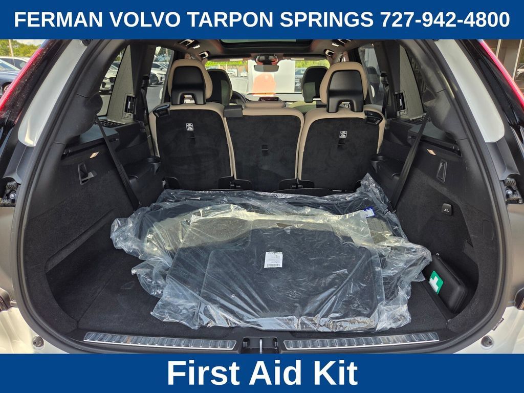 New 2026 Volvo XC90 B6 Plus w/ Protection Package Premier AWD/4WD image 19