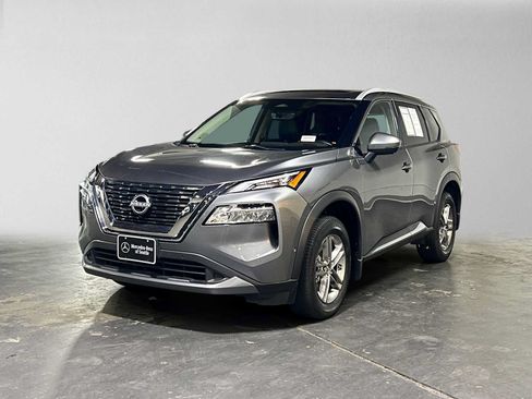 Used 2023 Nissan Rogue SL w/ SL Premium Package FWD image 7