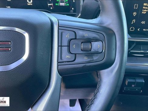 Used 2025 GMC Sierra 1500 SLT image 19
