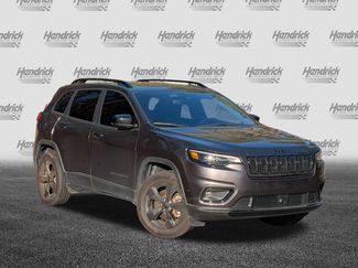Used 2023 Jeep Cherokee Altitude Lux video 2