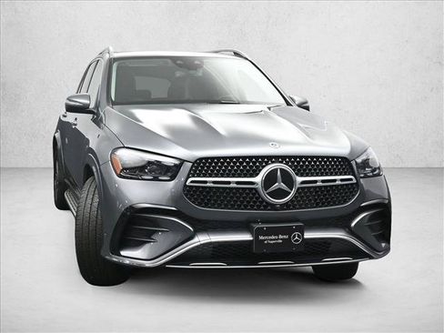 Certified 2026 Mercedes-Benz GLE 450 4MATIC image 3