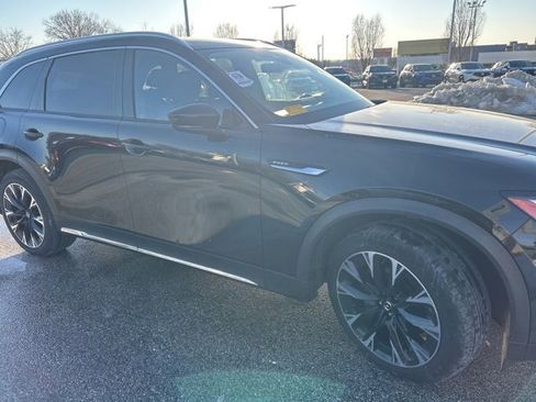 Used 2024 MAZDA CX-90 Plug-In Hybrid w/ Premium Pkg image 6