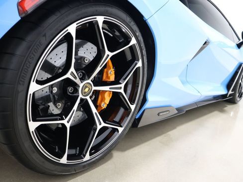 Used 2025 Lamborghini Revuelto AWD/4WD image 27