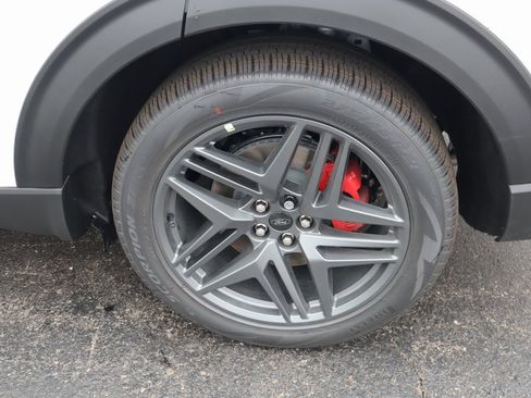 New 2026 Ford Explorer ST w/ Sun And Sound Package image 21