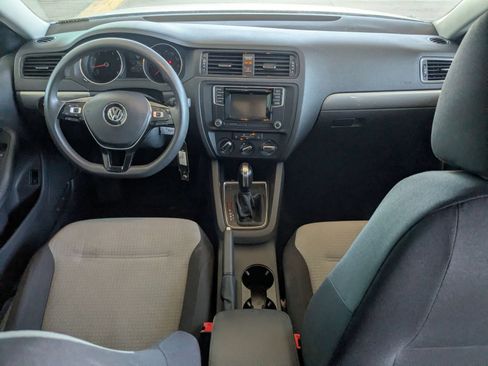 Used 2018 Volkswagen Jetta S w/ Cold Weather Package FWD image 22