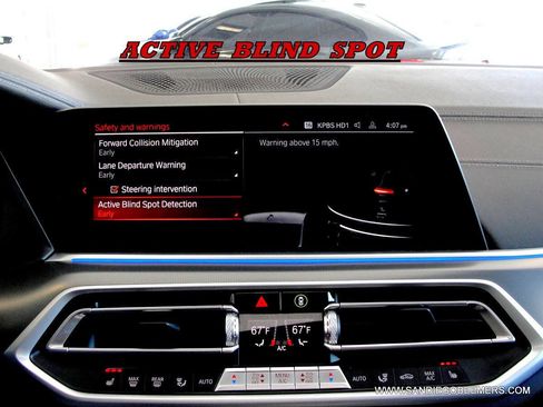 Used 2022 BMW X5 xDrive40i w/ M Sport Package image 10