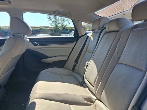 Used 2018 Honda Accord EX image 14