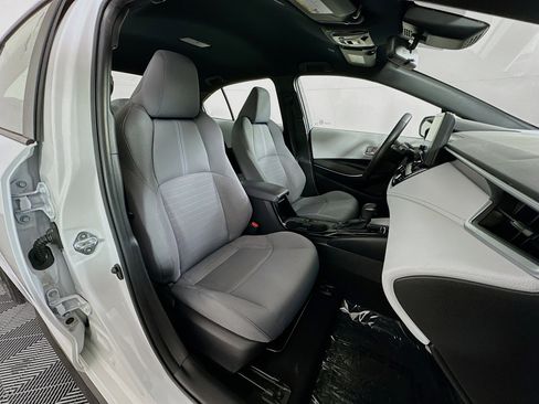 Used 2024 Toyota Corolla SE FWD image 28