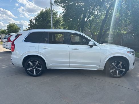 Used 2017 Volvo XC90 T5 R-Design w/ Vision Package image 4