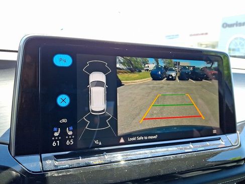 Used 2025 Volkswagen Atlas Cross Sport SE AWD/4WD image 17
