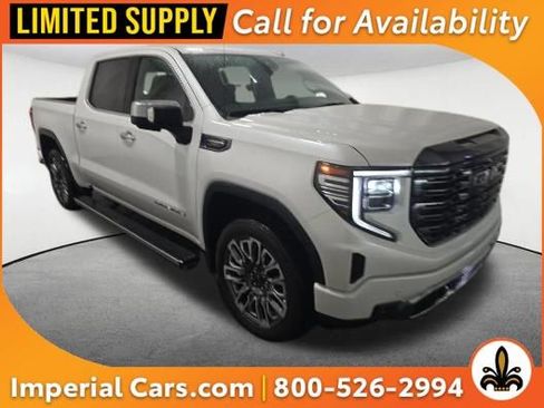 Used 2023 GMC Sierra 1500 Denali Ultimate AWD/4WD image 1