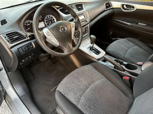 Used 2014 Nissan Sentra SV FWD image 10