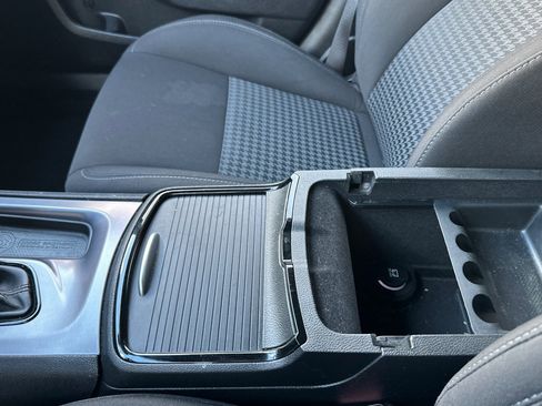 Used 2021 Dodge Charger R/T w/ Blacktop Package image 31