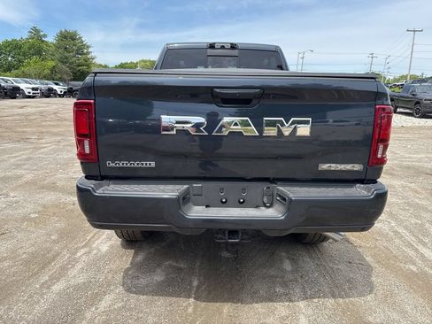 New 2026 RAM 2500 Laramie AWD/4WD image 4