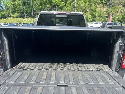 Used 2019 GMC Sierra 1500 Denali w/ Driver Alert Package II AWD/4WD image 25