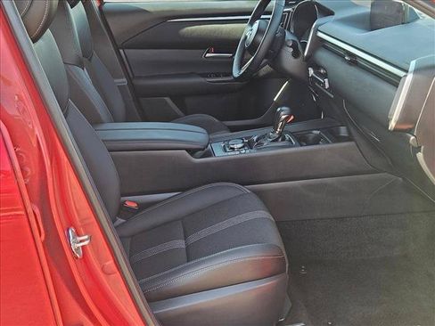 Used 2025 MAZDA CX-50 AWD 2.5 S w/ Premium Package image 22