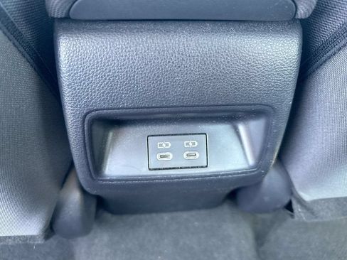 Used 2024 Toyota Corolla LE FWD image 8