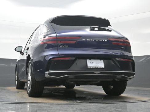 Certified 2026 Genesis GV70 2.5T Advanced image 30
