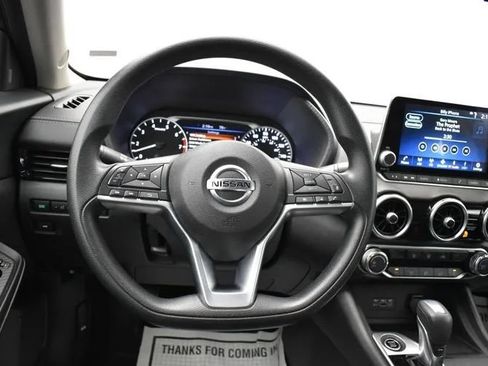 Used 2023 Nissan Sentra SV FWD image 19