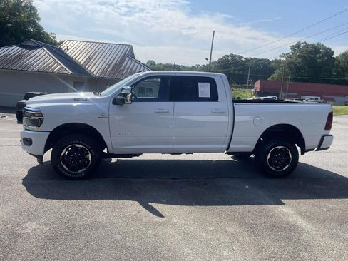 Used 2026 RAM 2500 Laramie AWD/4WD image 10