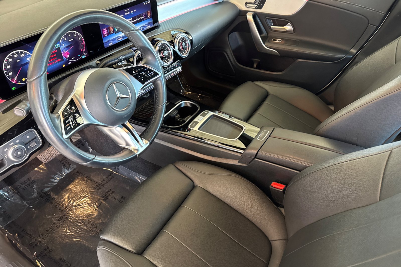 Used 2025 Mercedes-Benz CLA 250 image 10