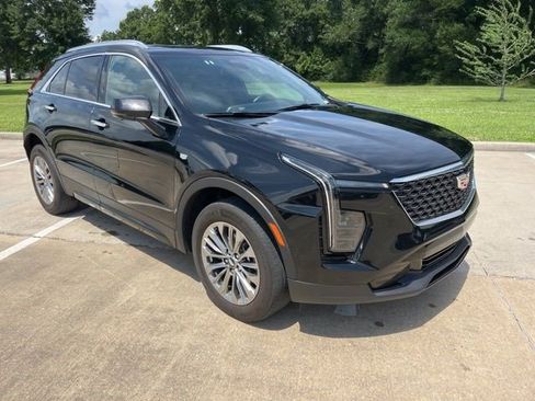 Certified 2025 Cadillac XT4 Premium Luxury FWD image 11