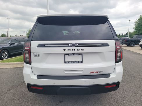 Used 2024 Chevrolet Tahoe RST w/ Luxury Package AWD/4WD image 4