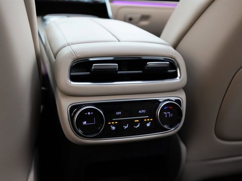 Used 2022 Genesis GV80 3.5T w/ Advanced Package 06 image 31