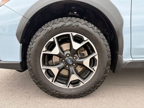 Used 2020 Subaru Crosstrek 2.0i Premium w/ Moonroof Package 1 image 2