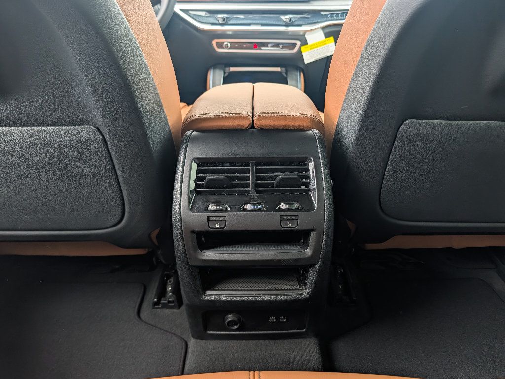 Used 2026 BMW X5 xDrive40i w/ Premium Package AWD/4WD image 21