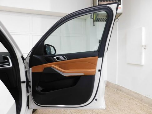 Used 2022 BMW X5 xDrive40i image 95