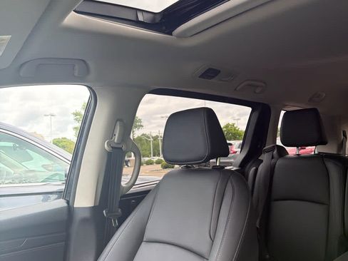 Used 2026 Honda Odyssey EX-L image 3