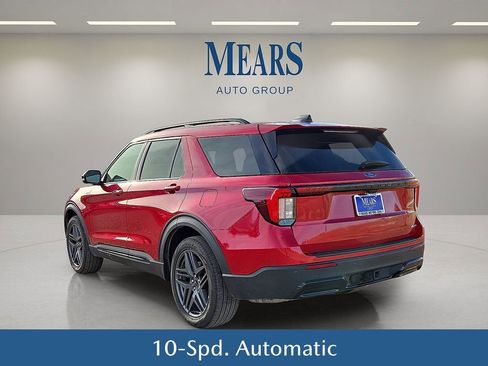 Used 2025 Ford Explorer ST-Line w/ ST-Line Street Pack image 4