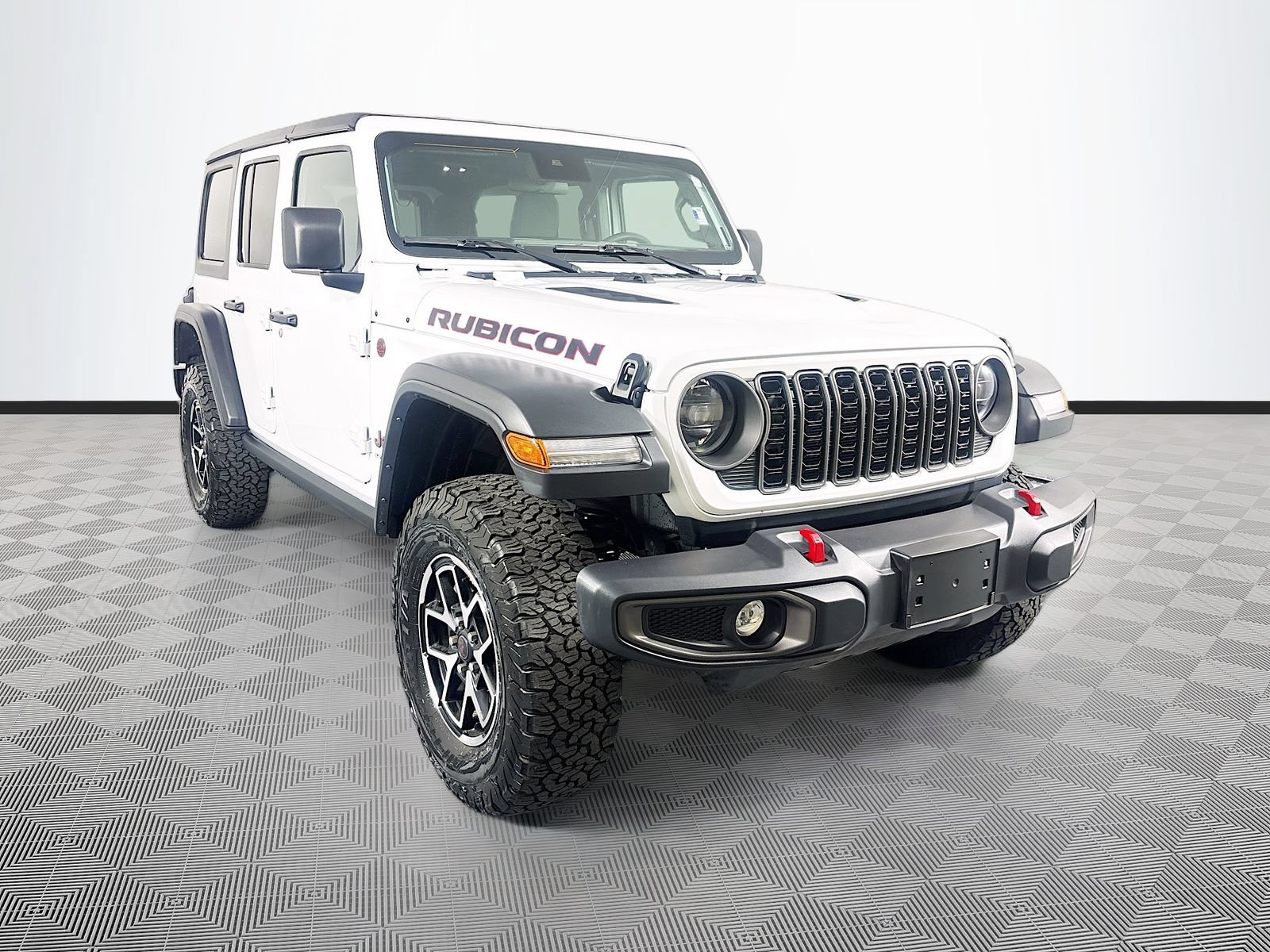 Used 2025 Jeep Wrangler Unlimited Rubicon AWD/4WD image 1