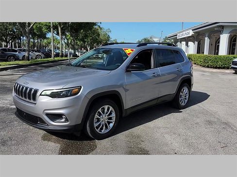 Used 2022 Jeep Cherokee Latitude Lux image 52