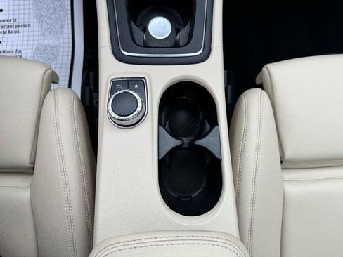 Used 2019 Mercedes-Benz CLA 250 4MATIC image 17