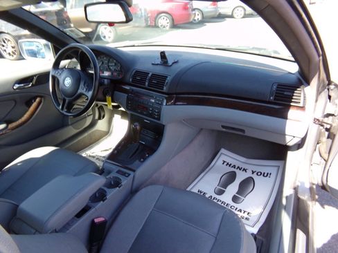 Used 2004 BMW 325Ci Convertible RWD image 16