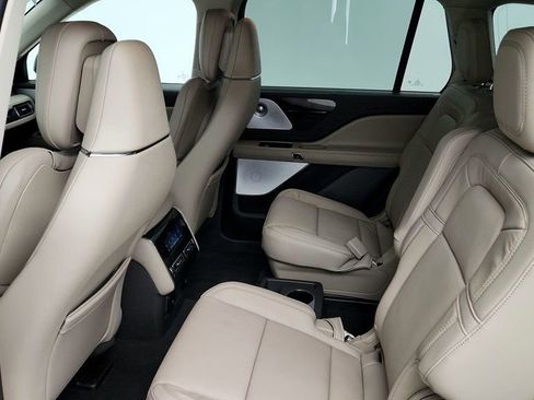 Used 2023 Lincoln Aviator Reserve w/ Equipment Group 201A image 21