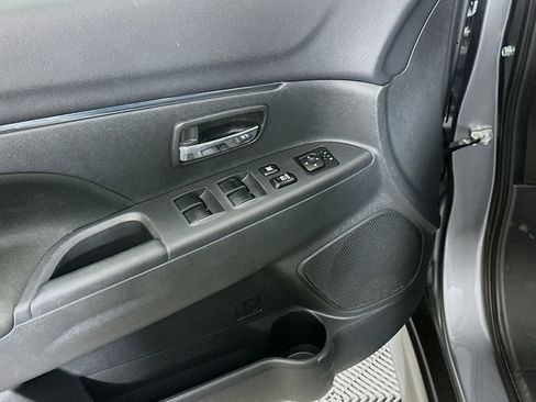 Used 2024 Mitsubishi Outlander Sport ES AWD/4WD image 15