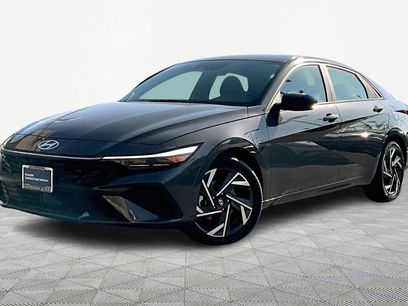 Certified 2025 Hyundai Elantra SEL
