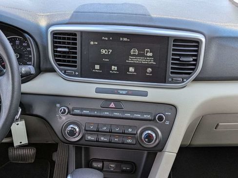Used 2020 Kia Sportage LX FWD image 17
