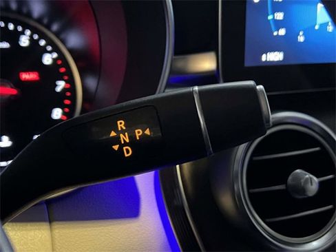 Certified 2022 Mercedes-Benz GLC 300 4MATIC image 24