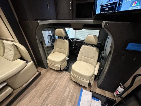 Used 2017 Mercedes-Benz Sprinter 3500 image 18