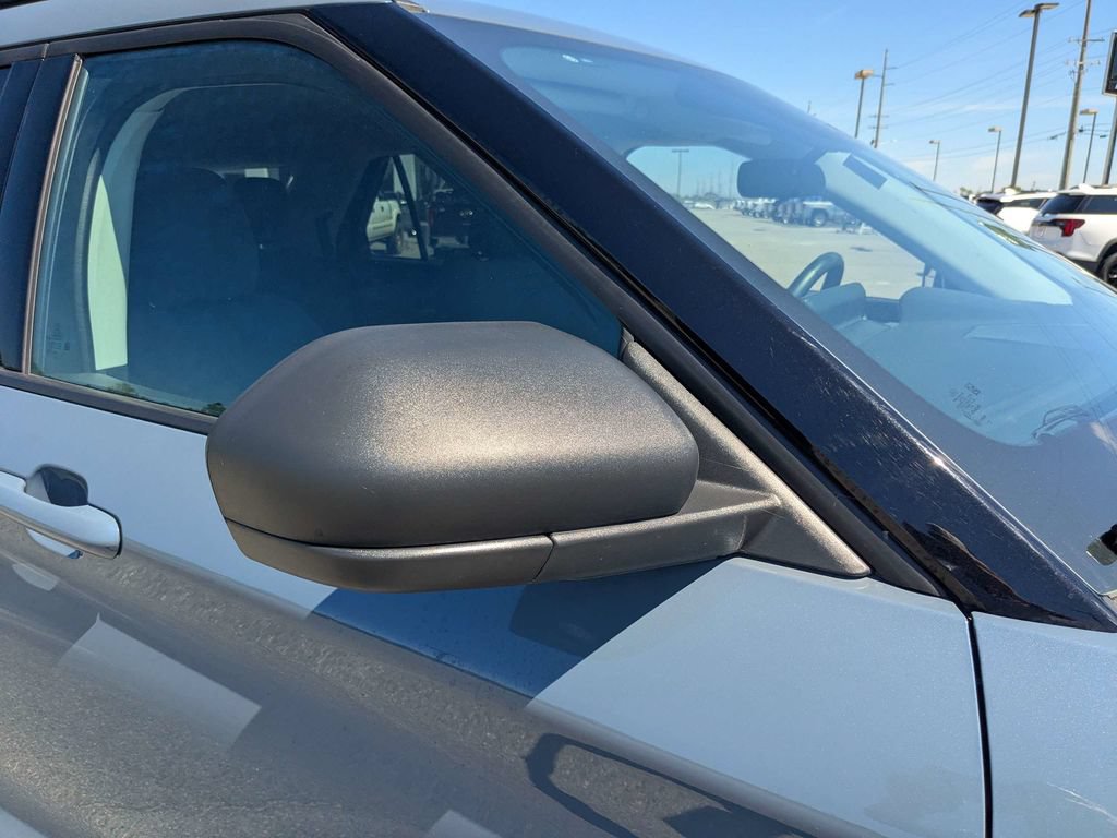 Used 2025 Ford Explorer Active RWD image 12