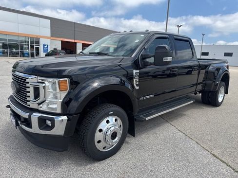 Used 2022 Ford F450 Lariat w/ FX4 Off-Road Package image 7