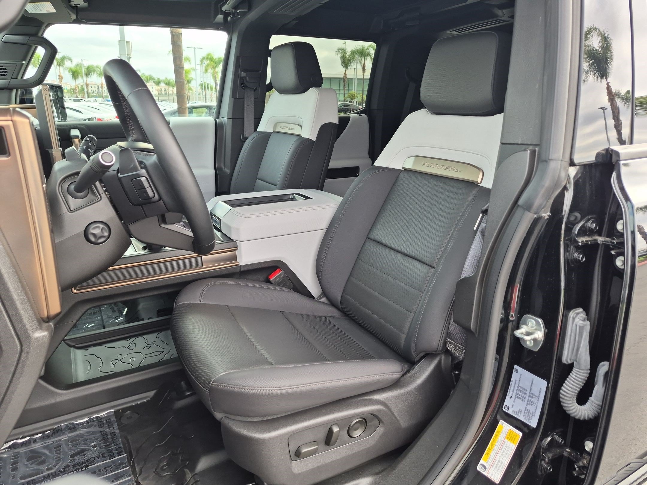 Used 2024 GMC Hummer EV 3X w/ Extreme Off-Road Package AWD/4WD image 16