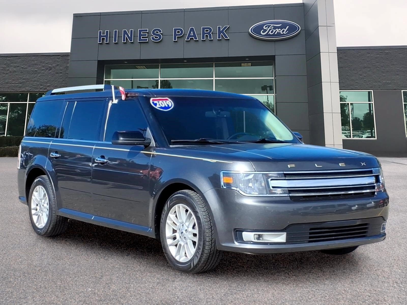 Used 2019 Ford Flex SEL w/ Class III Trailer Tow Package FWD image 1