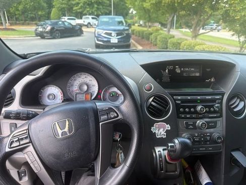 Used 2012 Honda Pilot EX image 11