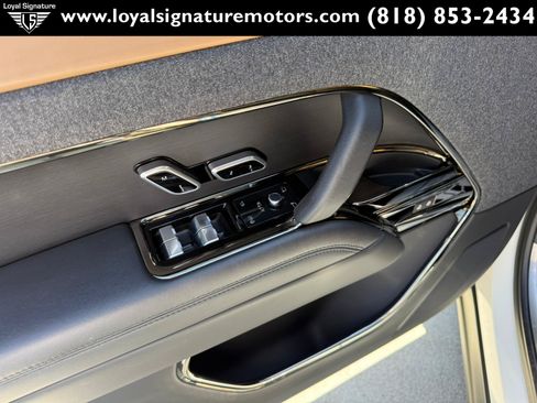 Used 2023 Land Rover Range Rover Sport SE Dynamic AWD/4WD image 23