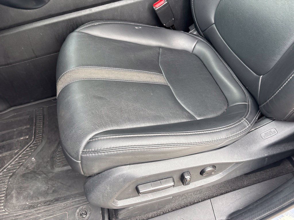 Certified 2024 Honda Pilot Touring image 13